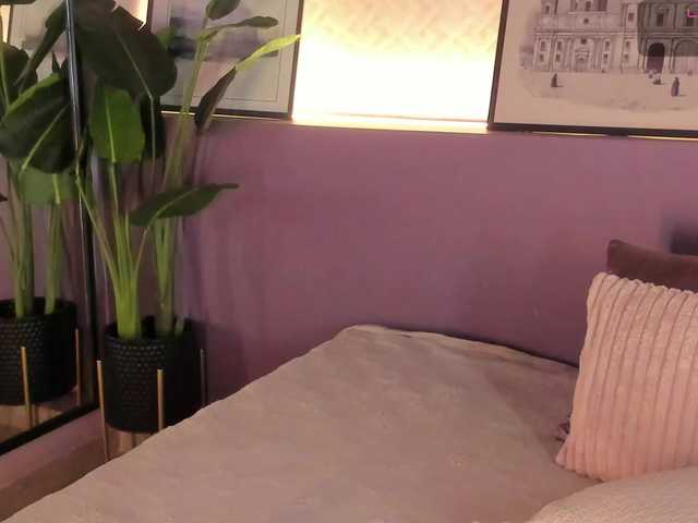 dionneventuri live cam on BongaCams