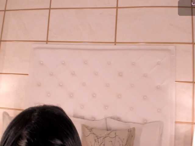 dionneventuri live cam on BongaCams