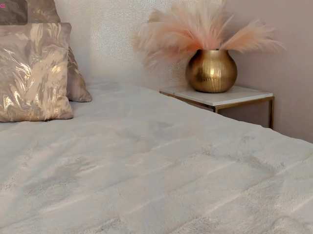 dionneventuri live cam on BongaCams