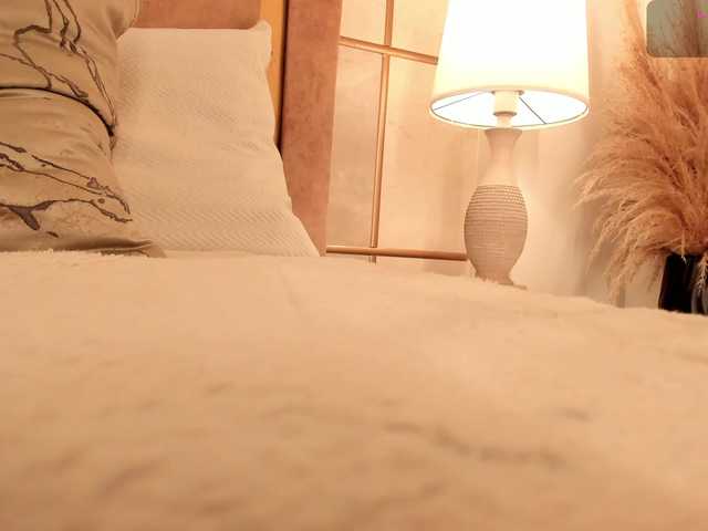 dionneventuri live cam on BongaCams