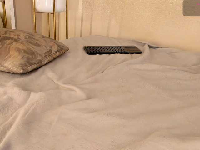 dionneventuri live cam on BongaCams