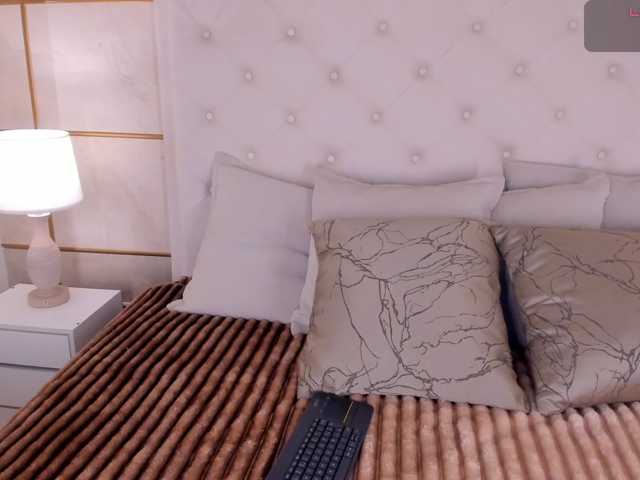 dionneventuri live cam on BongaCams