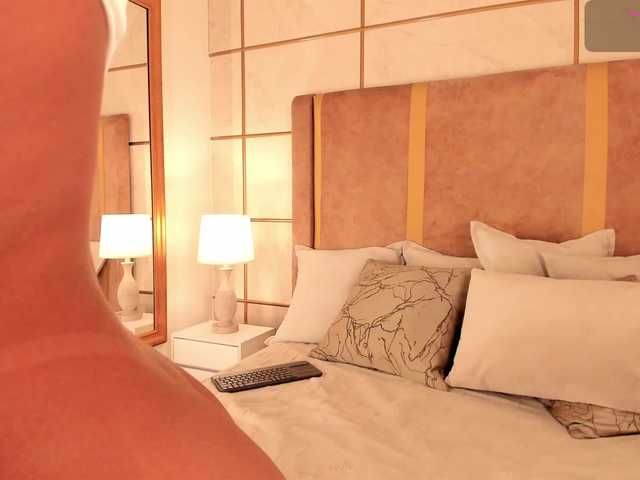 dionneventuri live cam on BongaCams