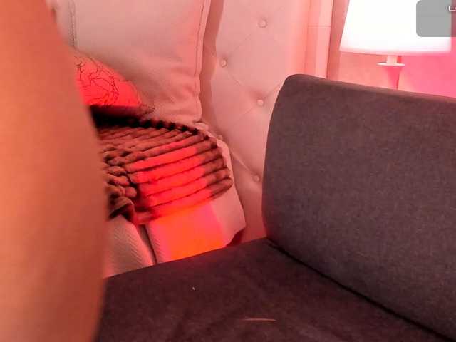 dionneventuri live cam on BongaCams