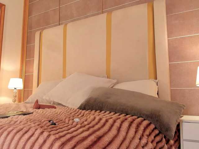 dionneventuri live cam on BongaCams