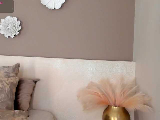 dionneventuri live cam on BongaCams
