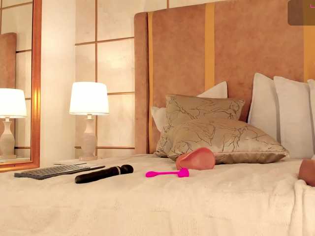 dionneventuri live cam on BongaCams