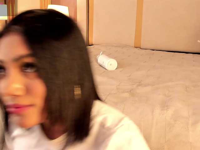 dionneventuri live cam on BongaCams