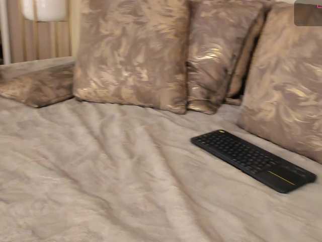 dionneventuri live cam on BongaCams
