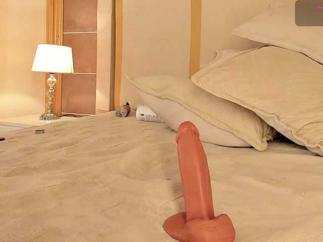 dionneventuri live cam on BongaCams