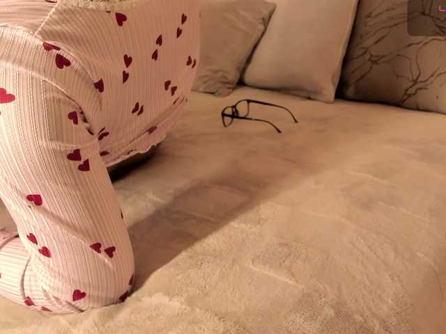 dionneventuri live cam on BongaCams