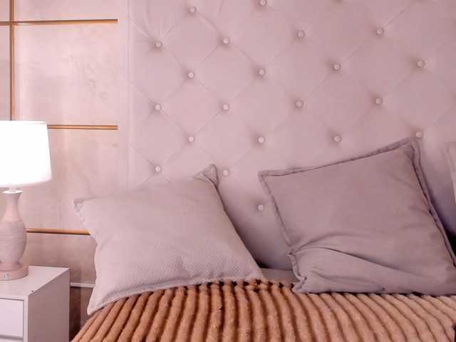 dionneventuri live cam on BongaCams