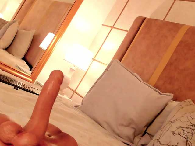 dionneventuri live cam on BongaCams
