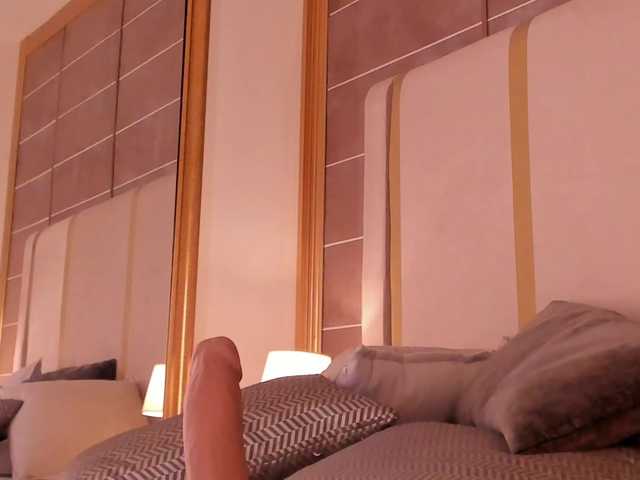 dionneventuri live cam on BongaCams