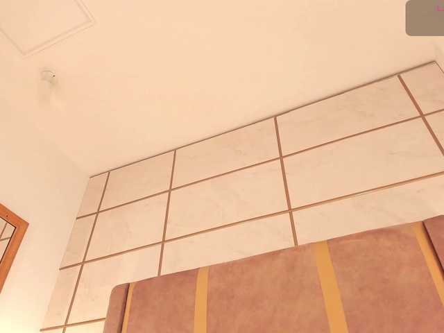 dionneventuri live cam on BongaCams