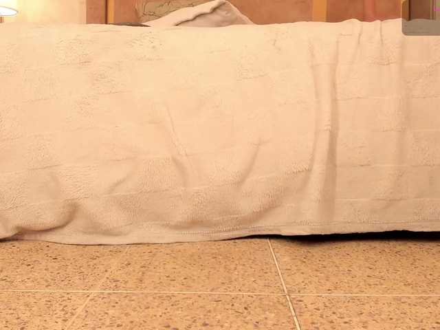dionneventuri live cam on BongaCams
