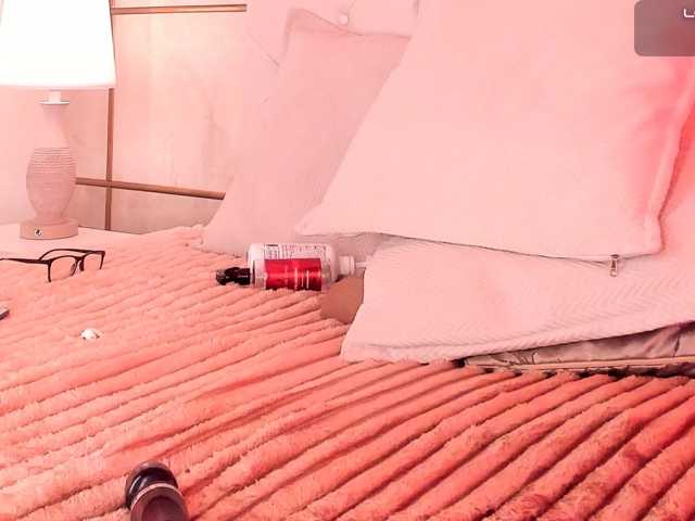 dionneventuri live cam on BongaCams