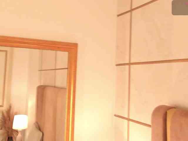 dionneventuri Live Webcam on BongaCams