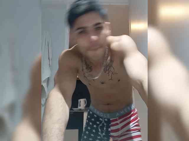 AronFox1 AronFox1