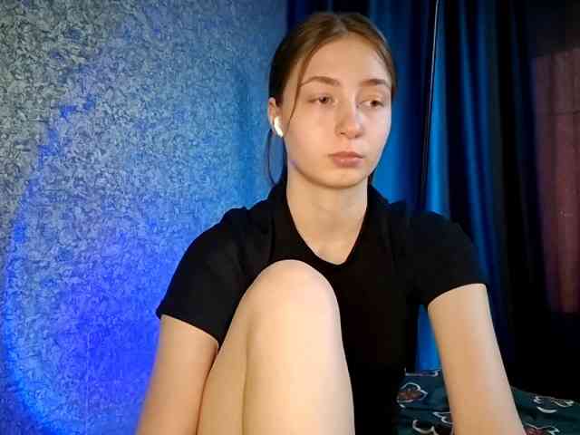 RhonaTocci webcam