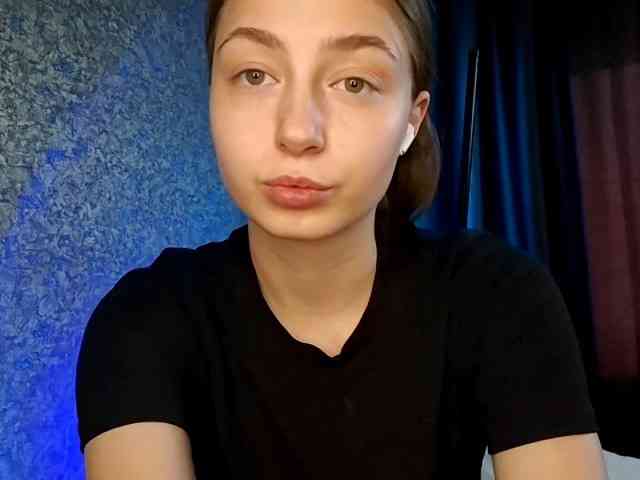 RhonaTocci webcam