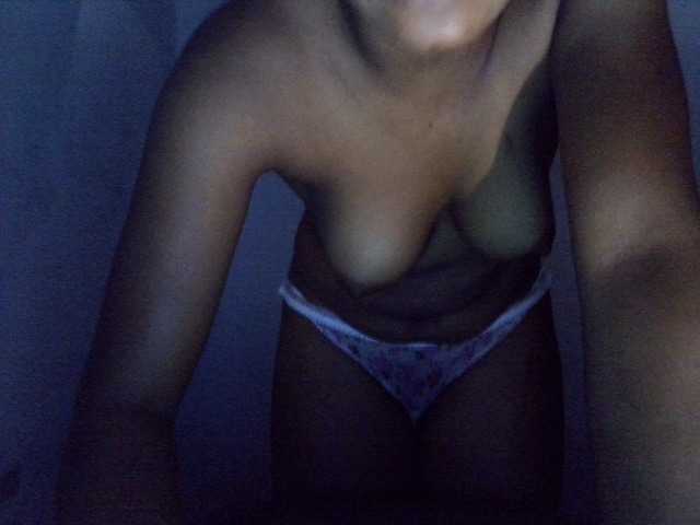 Sexyxpeach live cam on BongaCams