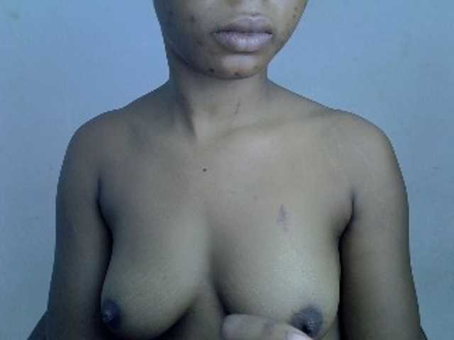 Sexyxpeach live cam on BongaCams