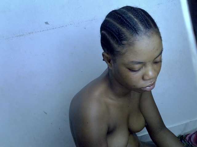 Sexyxpeach live cam on BongaCams