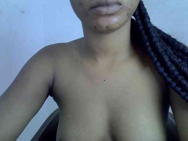 Sexyxpeach webcam