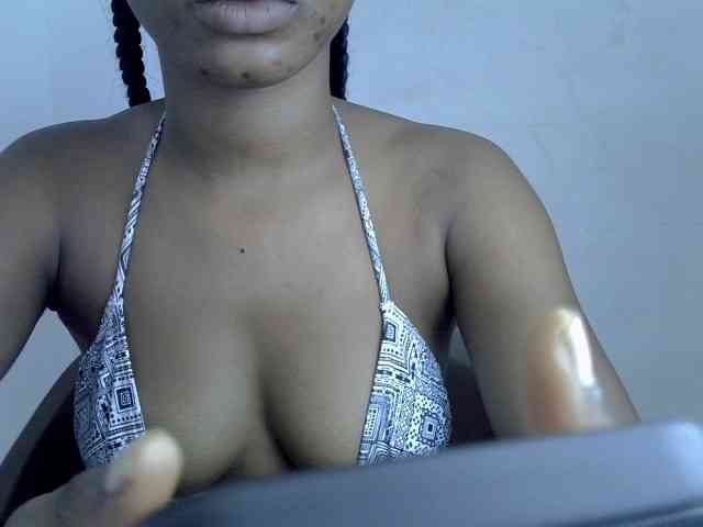 Sexyxpeach webcam