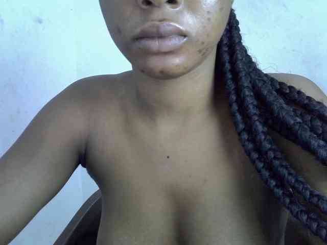Sexyxpeach webcam