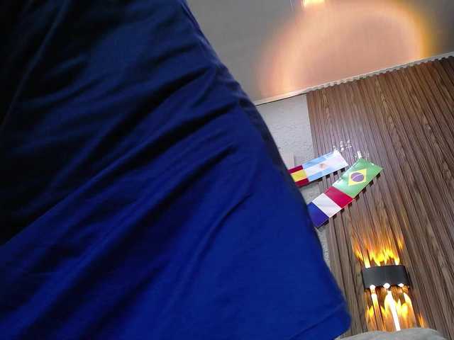 gagingmolly live cam on BongaCams