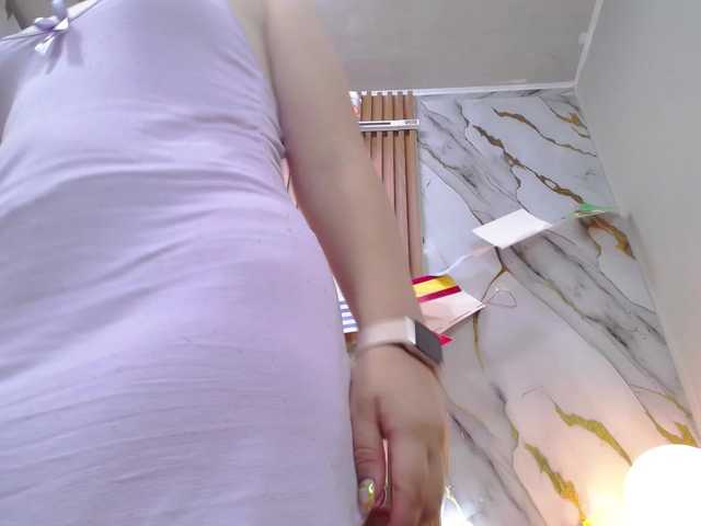 gagingmolly live cam on BongaCams
