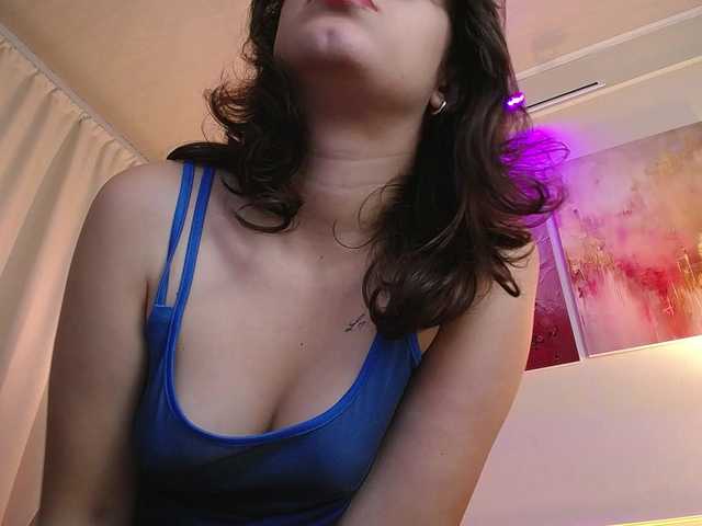 gagingmolly live webcam show