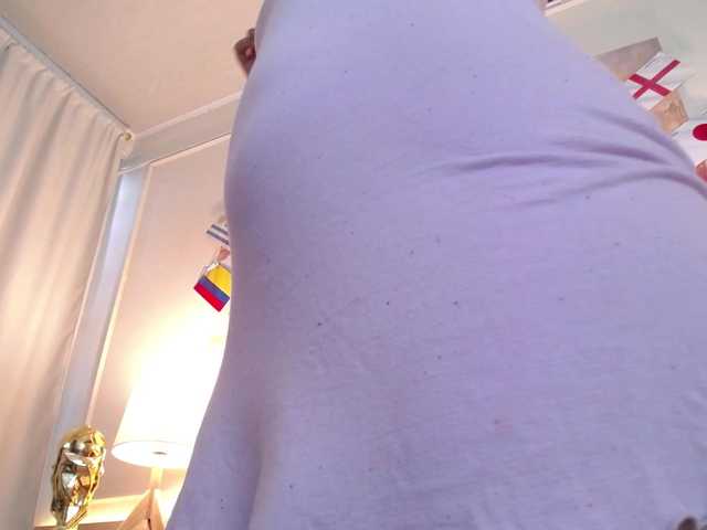 gagingmolly live cam on BongaCams