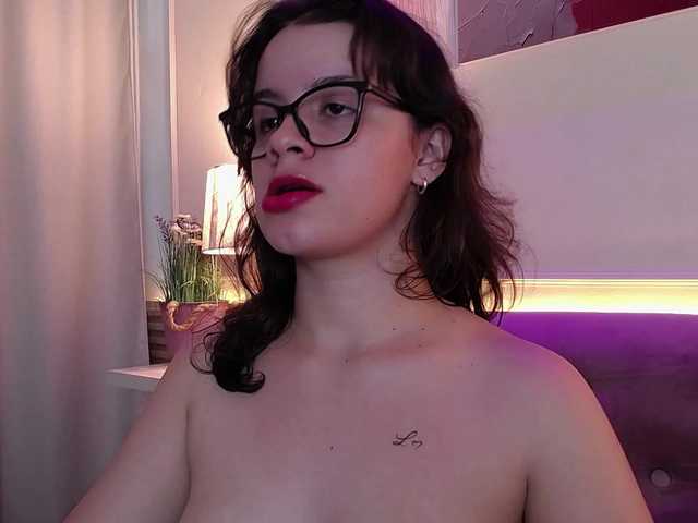 gagingmolly live webcam show