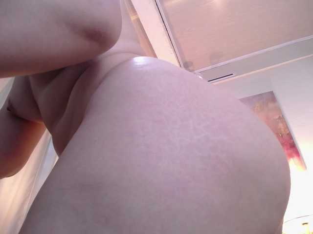 gagingmolly live cam on BongaCams