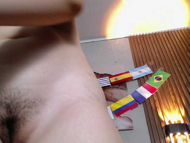 gagingmolly live cam on BongaCams