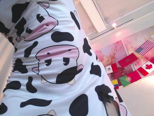 gagingmolly live cam on BongaCams