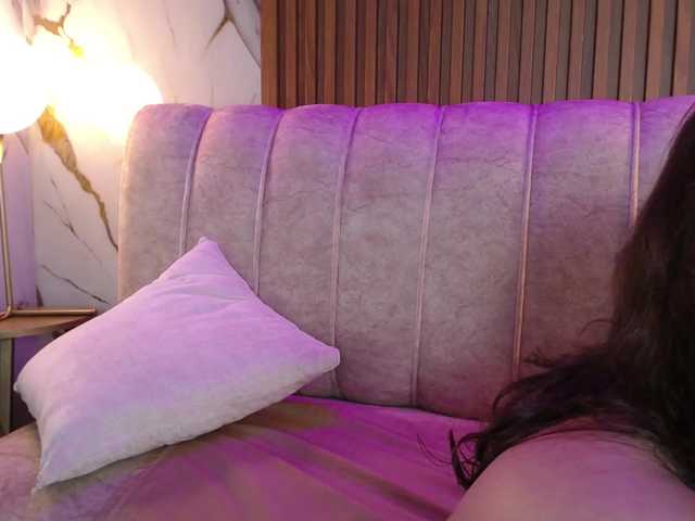 gagingmolly live cam on BongaCams