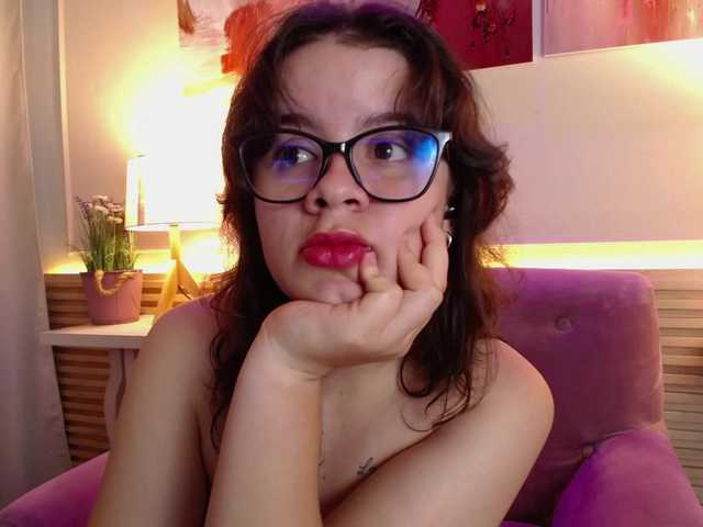 gagingmolly live webcam show