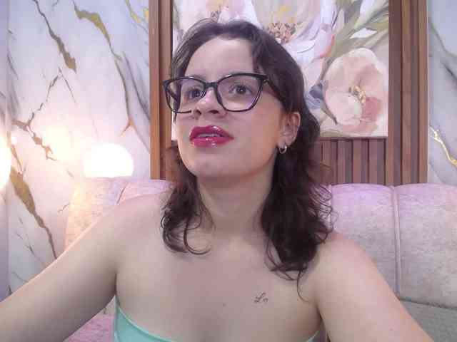 gagingmolly webcam