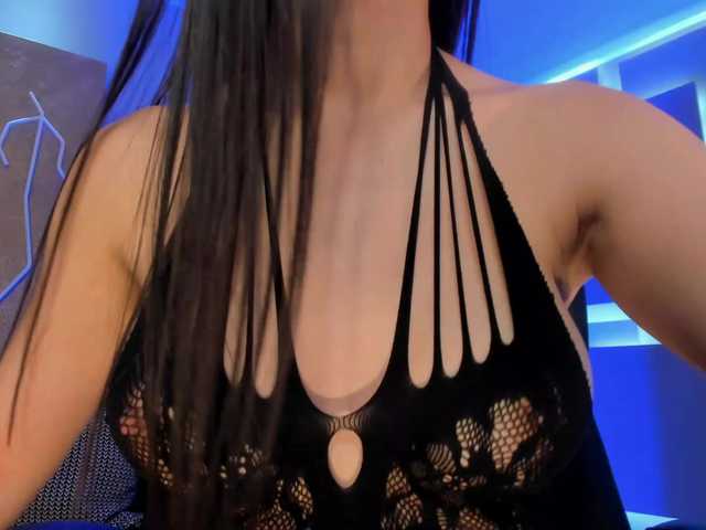 BellaStorm1 live cam on BongaCams