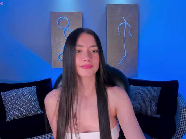 BellaStorm1 live cam on BongaCams