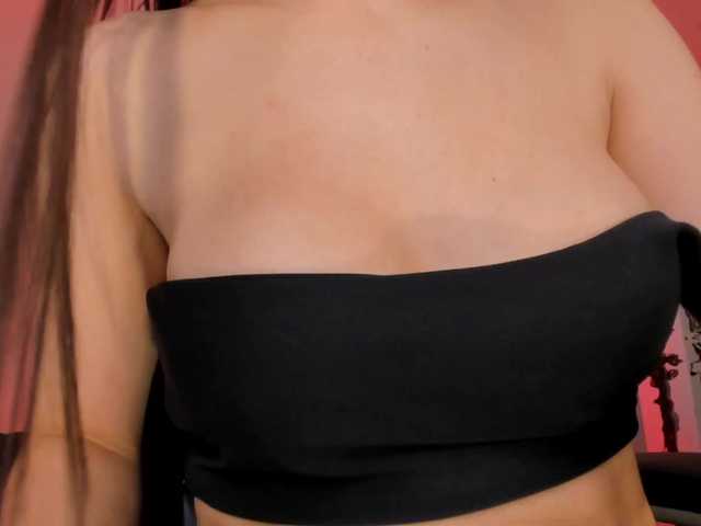 BellaStorm1 live cam on BongaCams
