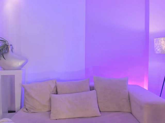 BellaStorm1 live cam on BongaCams