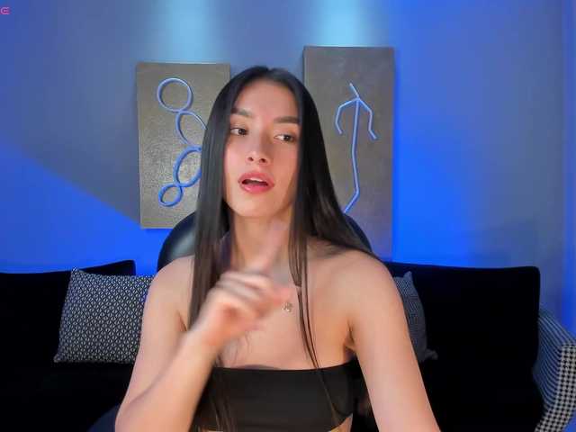 BellaStorm1 live cam on BongaCams