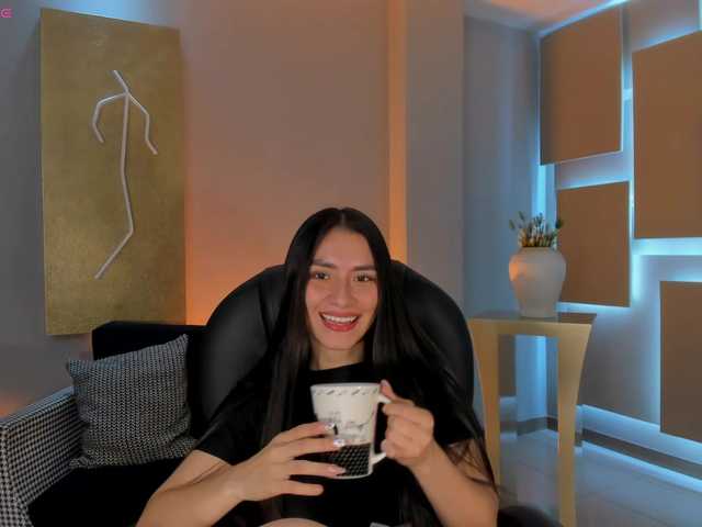 BellaStorm1 live cam on BongaCams