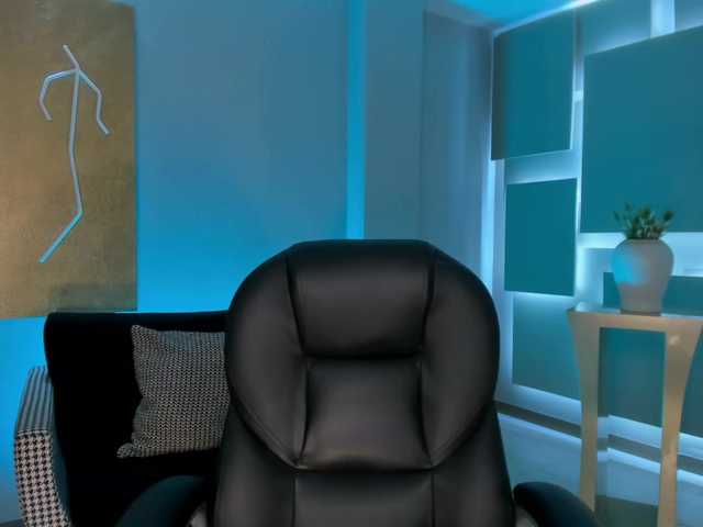 BellaStorm1 live cam on BongaCams