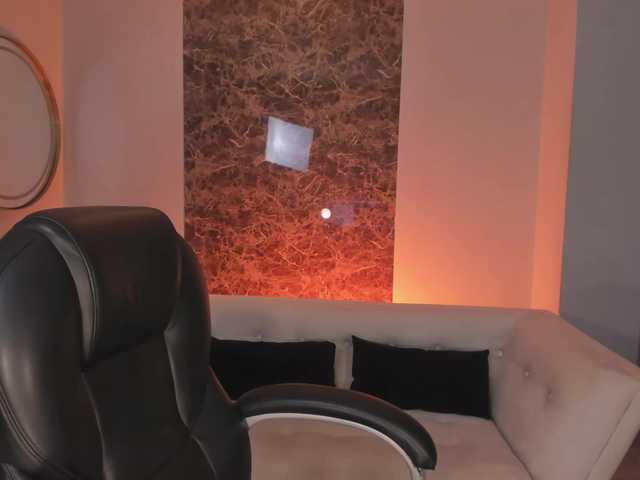 BellaStorm1 live cam on BongaCams